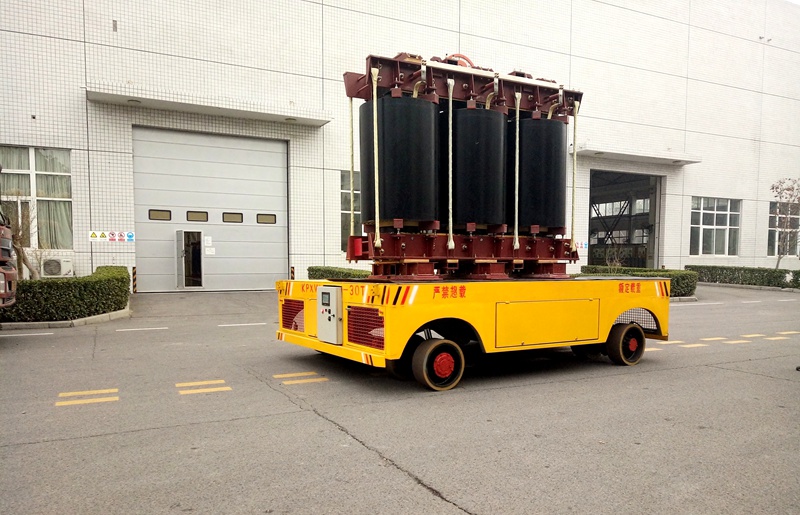 無(wú)軌轉(zhuǎn)彎車(chē) 無(wú)軌轉(zhuǎn)彎車(chē)